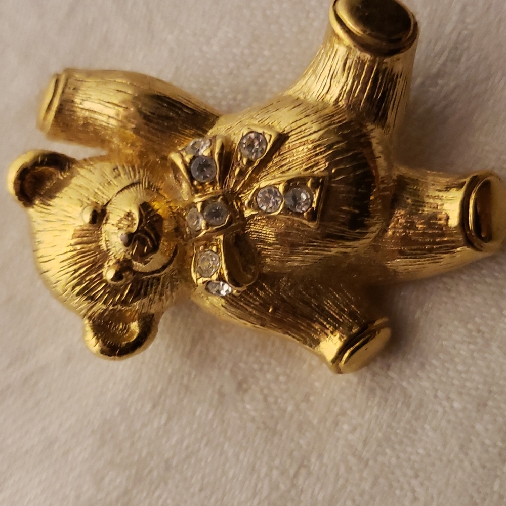 Avon Teddy Bear Pin